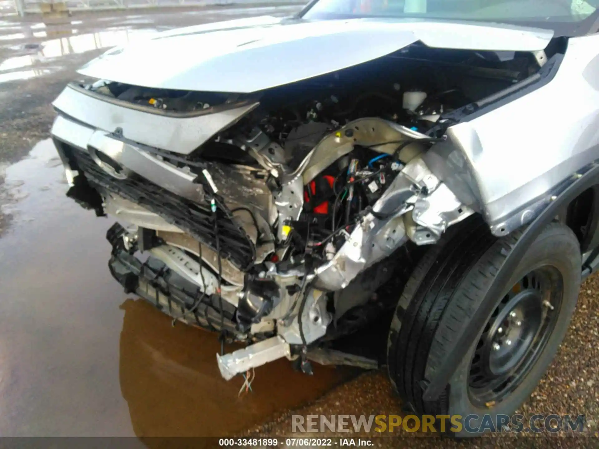 10 Photograph of a damaged car 2T3F1RFVXLC121974 TOYOTA RAV4 2020