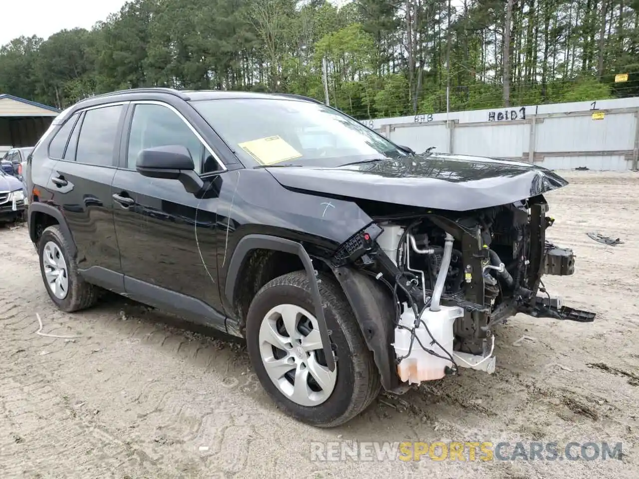 1 Photograph of a damaged car 2T3F1RFVXLC128360 TOYOTA RAV4 2020