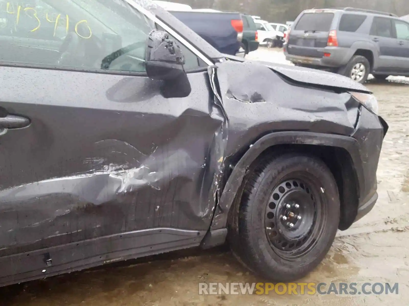 9 Photograph of a damaged car 2T3F1RFVXLW089106 TOYOTA RAV4 2020