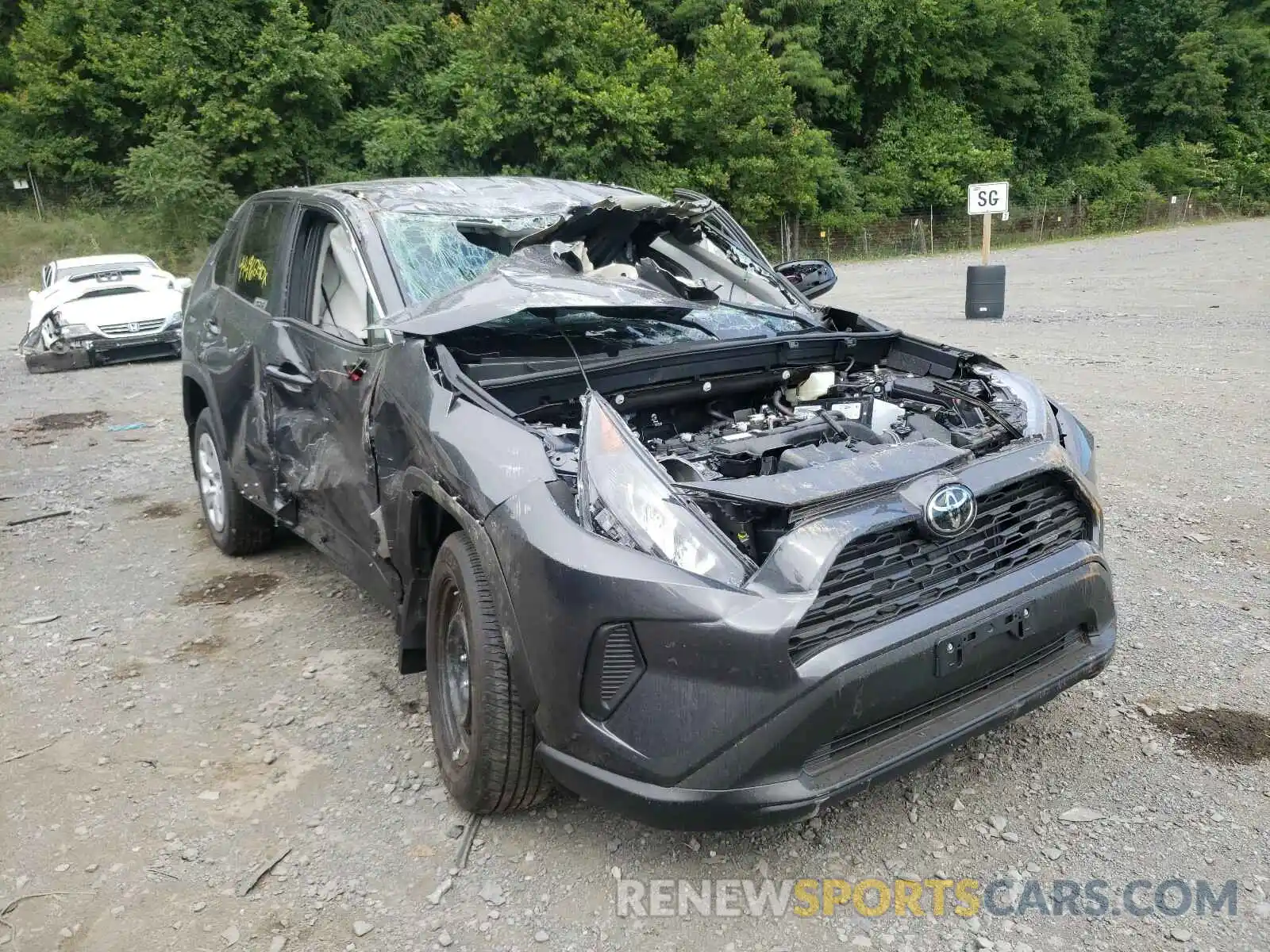 1 Photograph of a damaged car 2T3F1RFVXLW100864 TOYOTA RAV4 2020