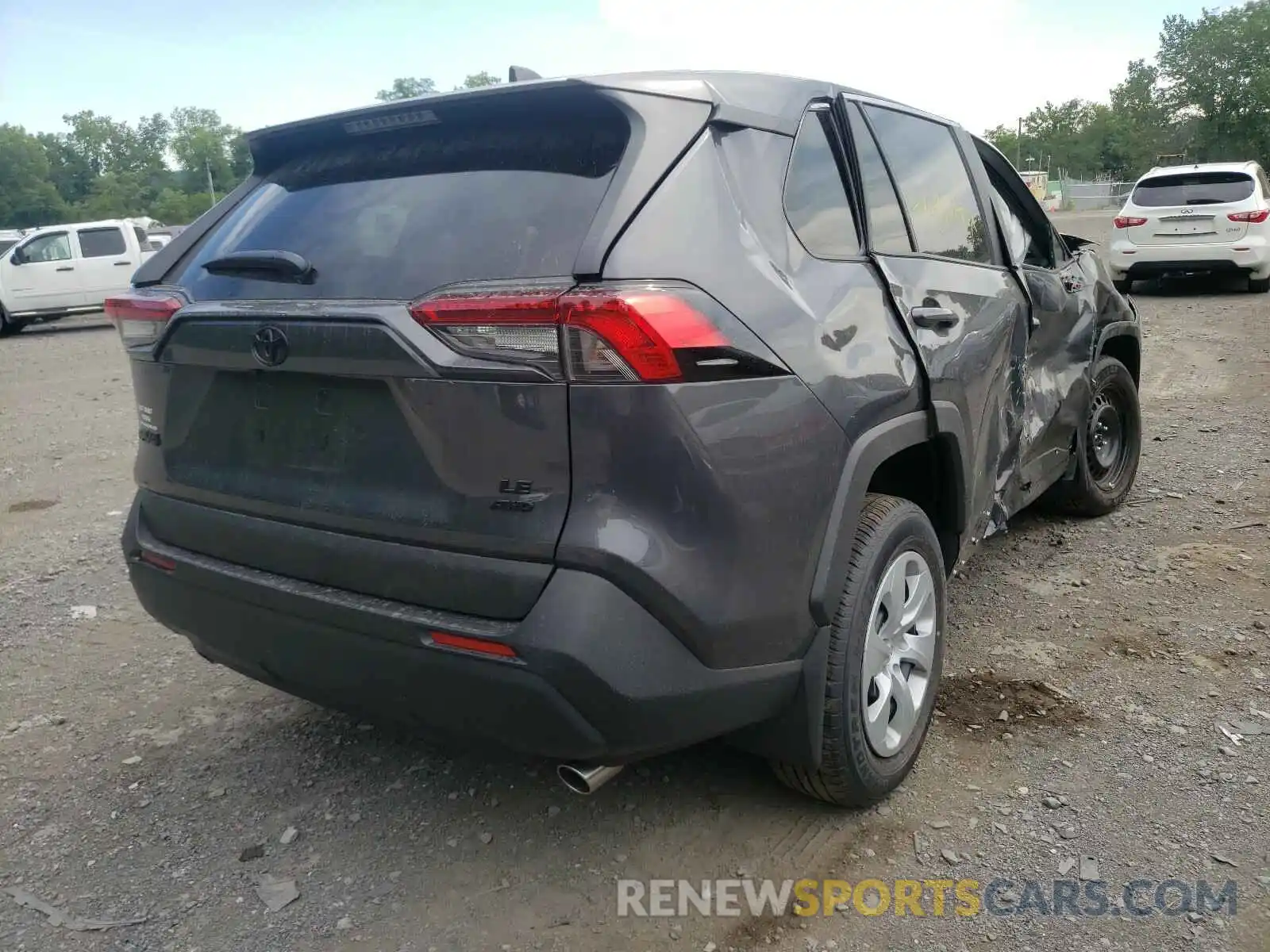 4 Photograph of a damaged car 2T3F1RFVXLW100864 TOYOTA RAV4 2020