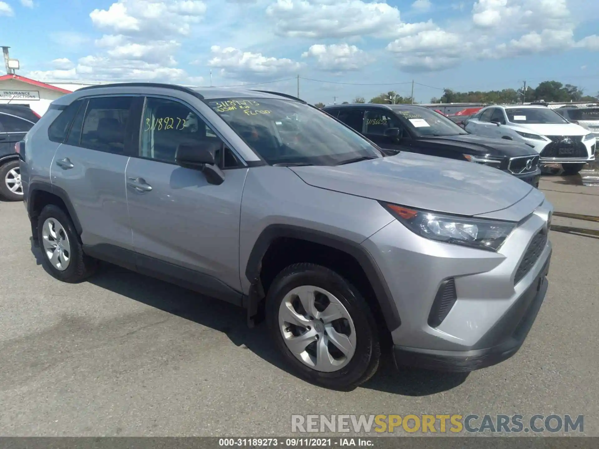 1 Photograph of a damaged car 2T3F1RFVXLW126140 TOYOTA RAV4 2020