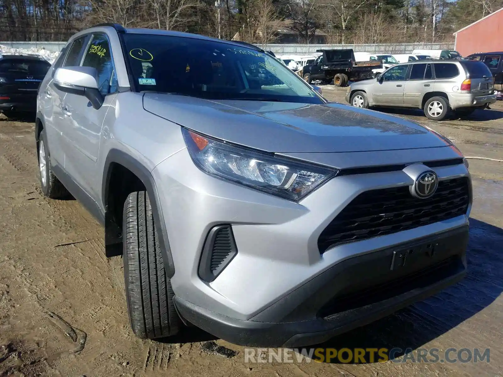 1 Photograph of a damaged car 2T3G1RFV0LC118554 TOYOTA RAV4 2020