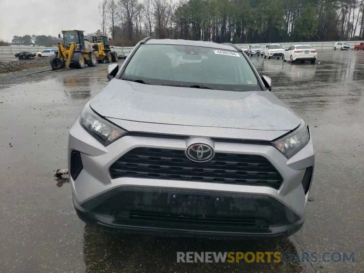 5 Photograph of a damaged car 2T3G1RFV0LC121745 TOYOTA RAV4 2020