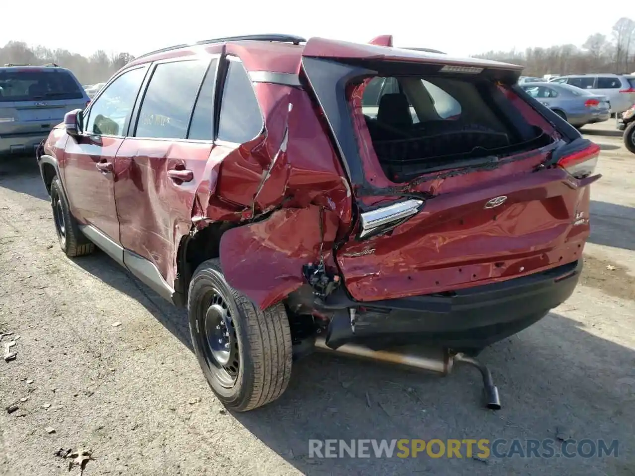 3 Photograph of a damaged car 2T3G1RFV0LC136052 TOYOTA RAV4 2020