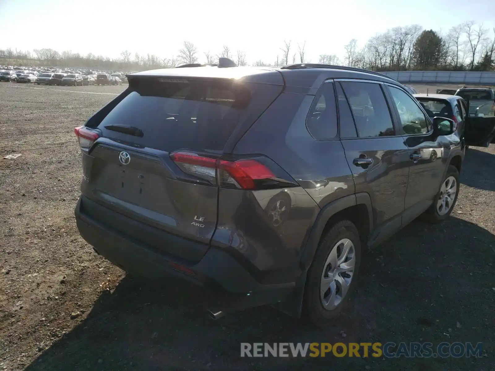 4 Photograph of a damaged car 2T3G1RFV0LW085716 TOYOTA RAV4 2020