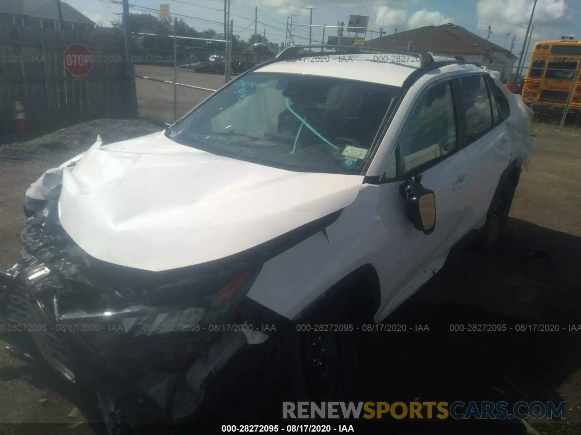 2 Photograph of a damaged car 2T3G1RFV0LW116673 TOYOTA RAV4 2020