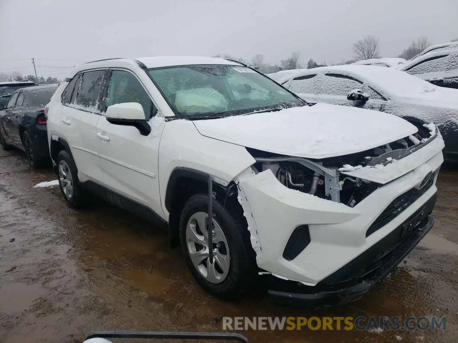 1 Photograph of a damaged car 2T3G1RFV0LW135644 TOYOTA RAV4 2020