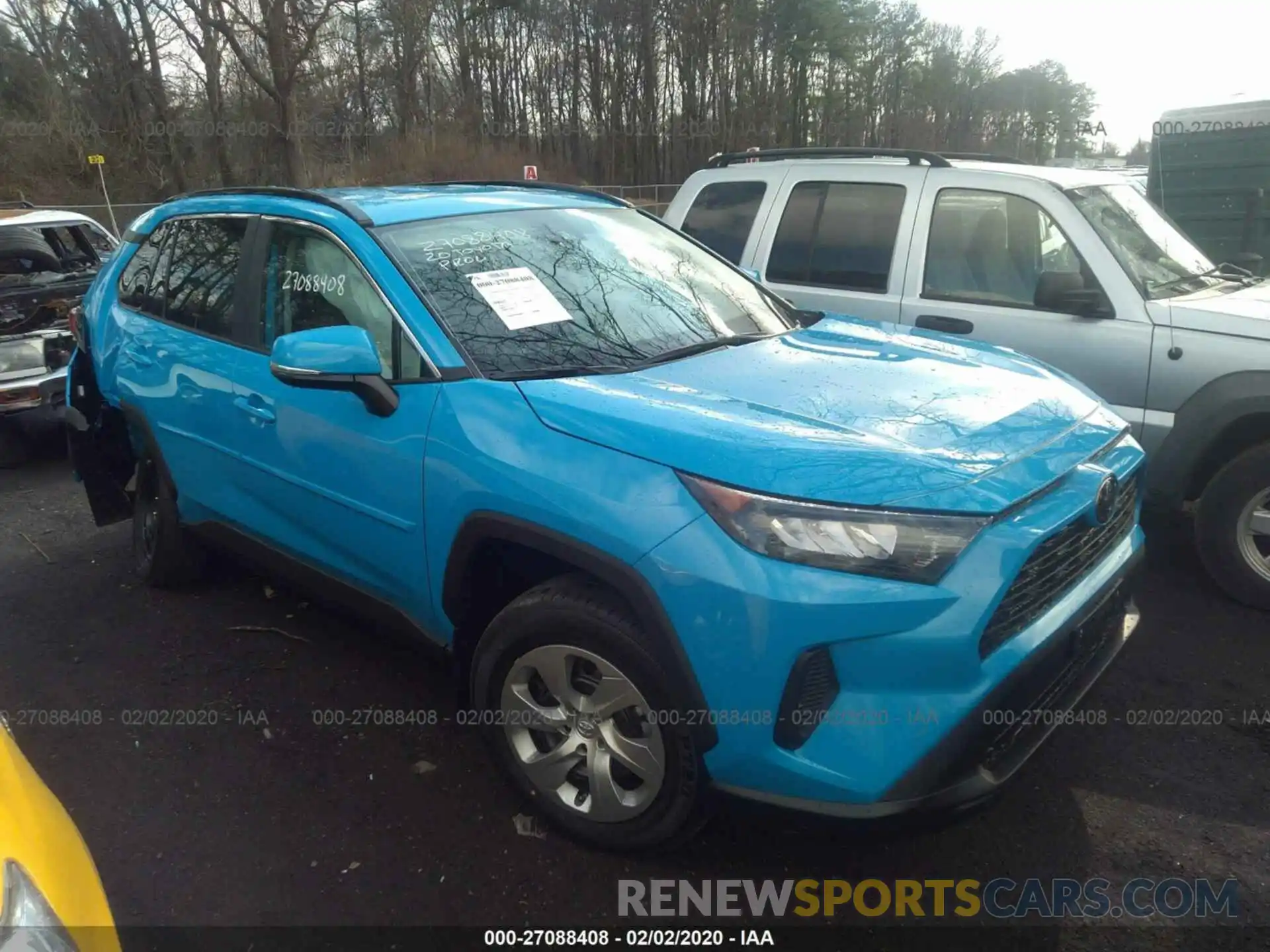 1 Photograph of a damaged car 2T3G1RFV1LW099382 TOYOTA RAV4 2020