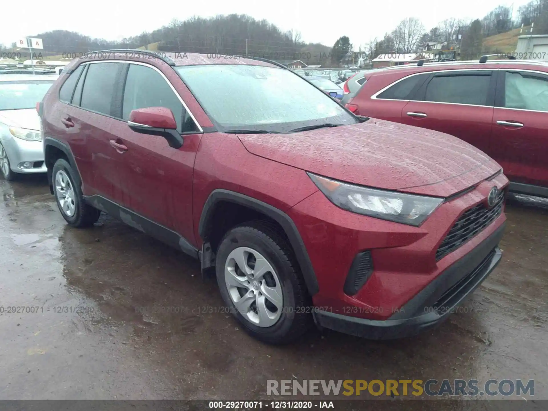 1 Photograph of a damaged car 2T3G1RFV1LW123437 TOYOTA RAV4 2020