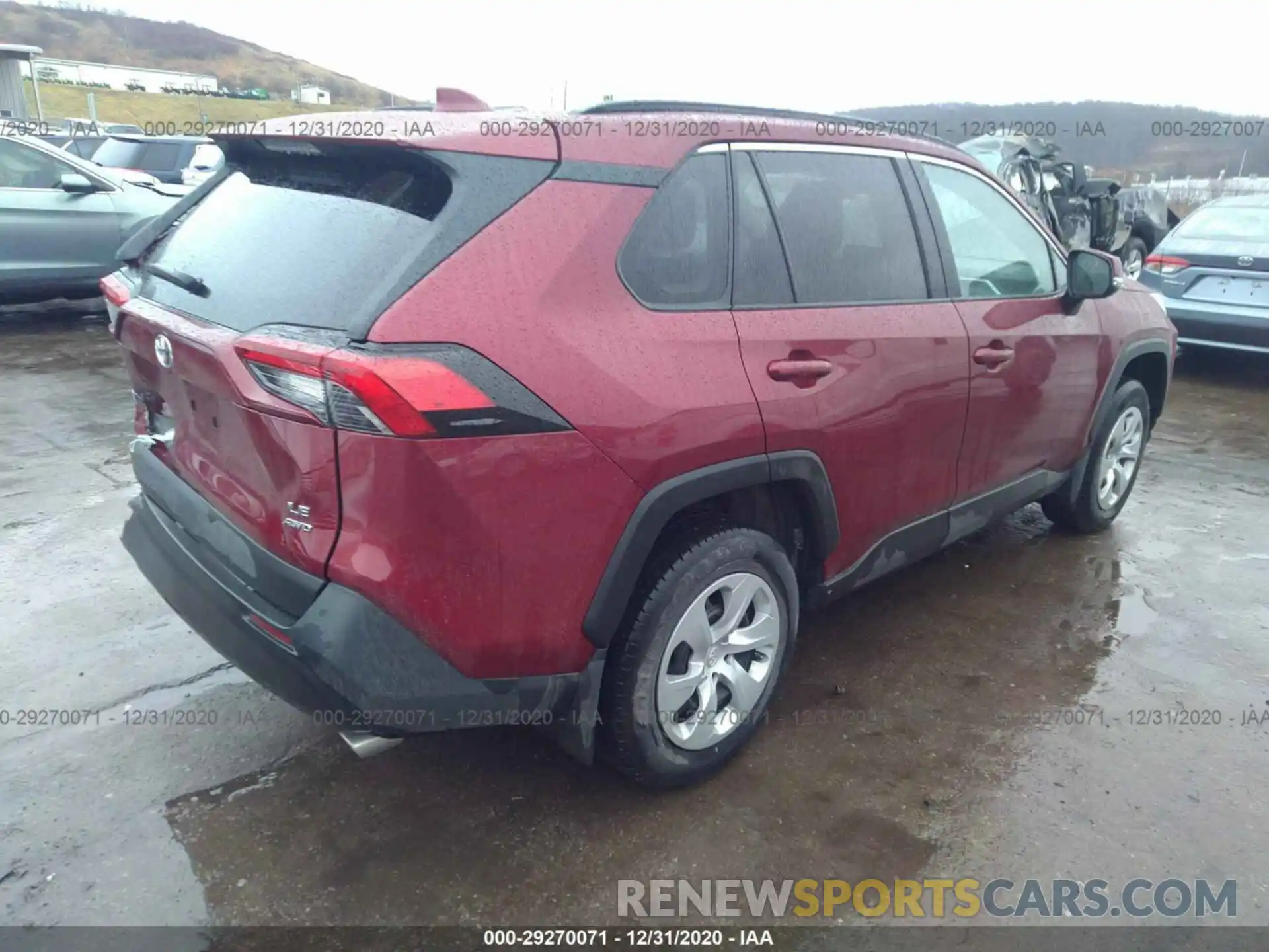 4 Photograph of a damaged car 2T3G1RFV1LW123437 TOYOTA RAV4 2020