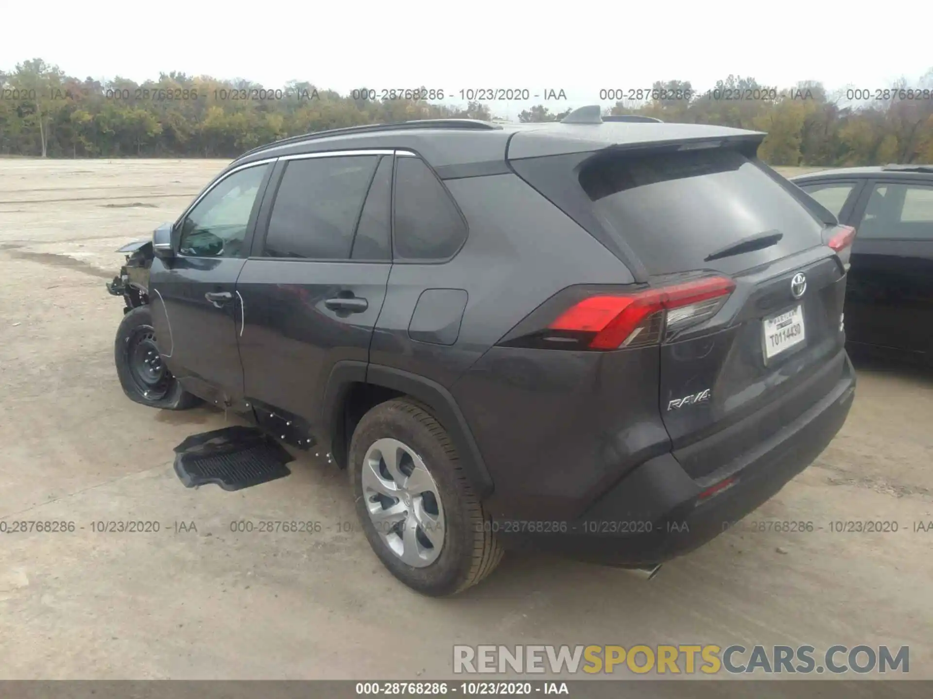 3 Photograph of a damaged car 2T3G1RFV1LW138813 TOYOTA RAV4 2020