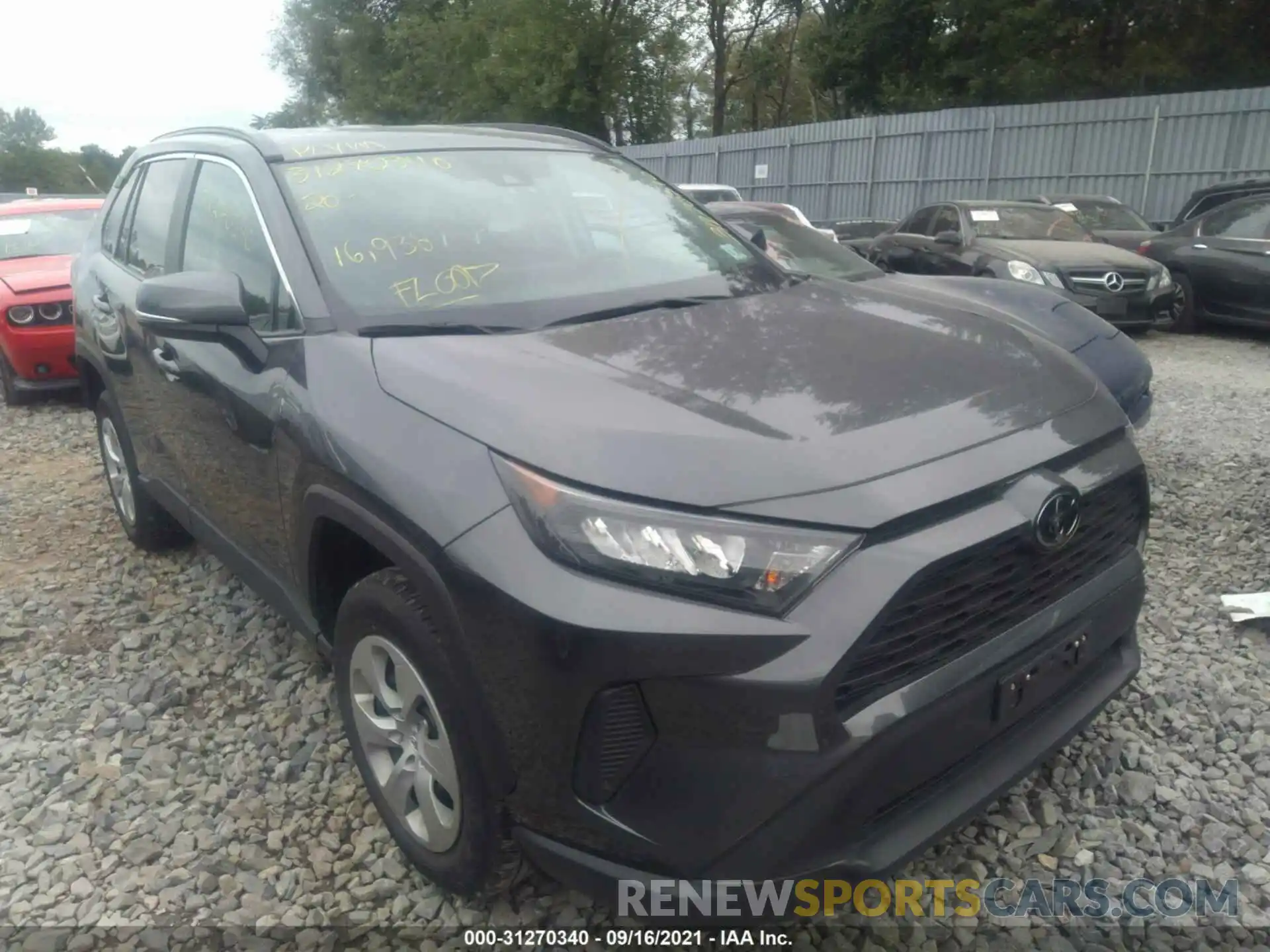 1 Photograph of a damaged car 2T3G1RFV2LC072807 TOYOTA RAV4 2020