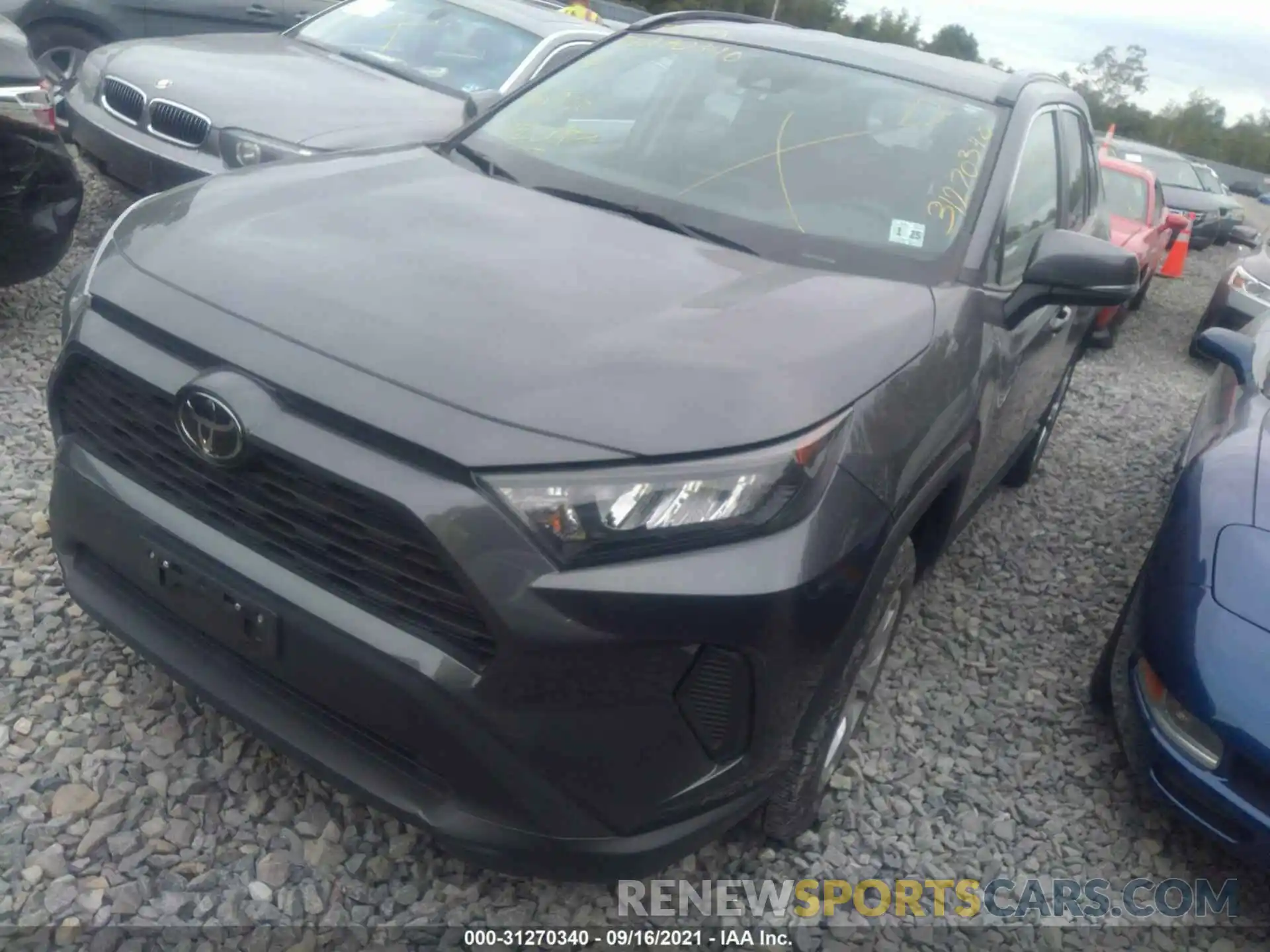 2 Photograph of a damaged car 2T3G1RFV2LC072807 TOYOTA RAV4 2020