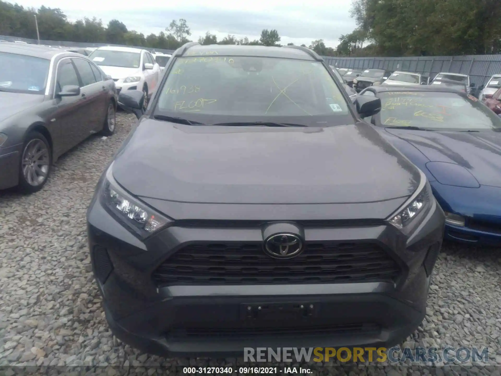 6 Photograph of a damaged car 2T3G1RFV2LC072807 TOYOTA RAV4 2020