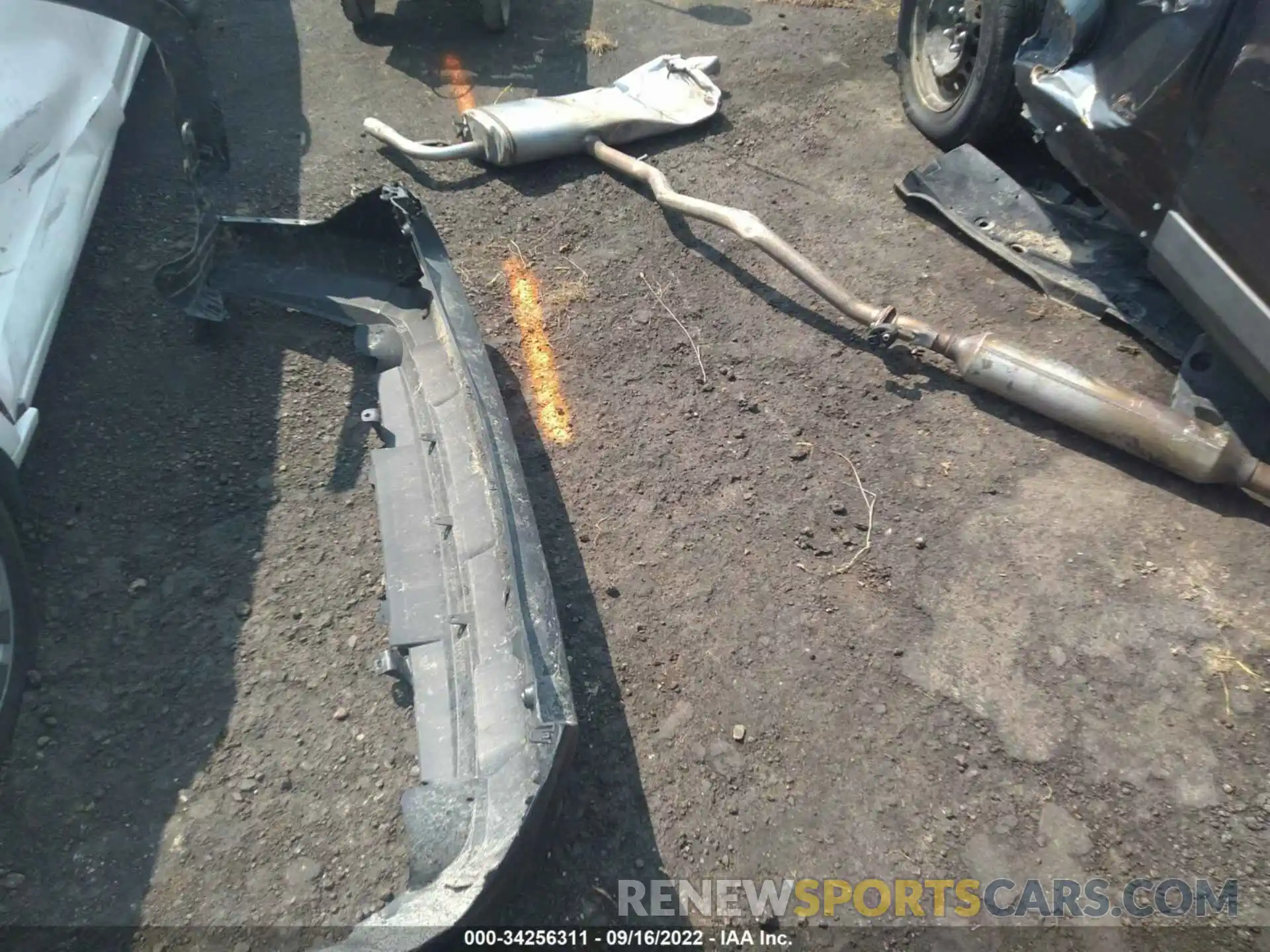 12 Photograph of a damaged car 2T3G1RFV2LC076369 TOYOTA RAV4 2020