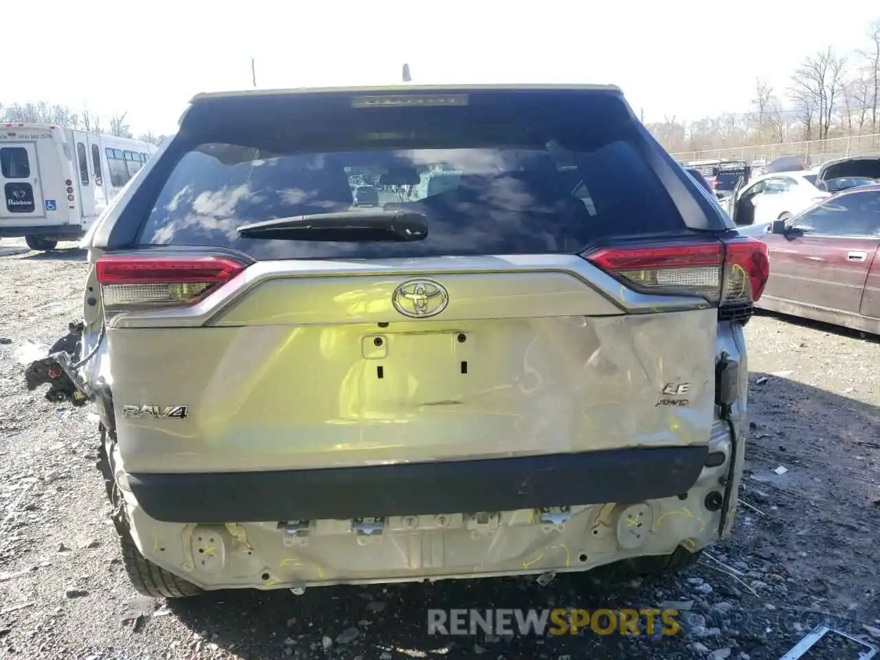 6 Photograph of a damaged car 2T3G1RFV2LC125103 TOYOTA RAV4 2020