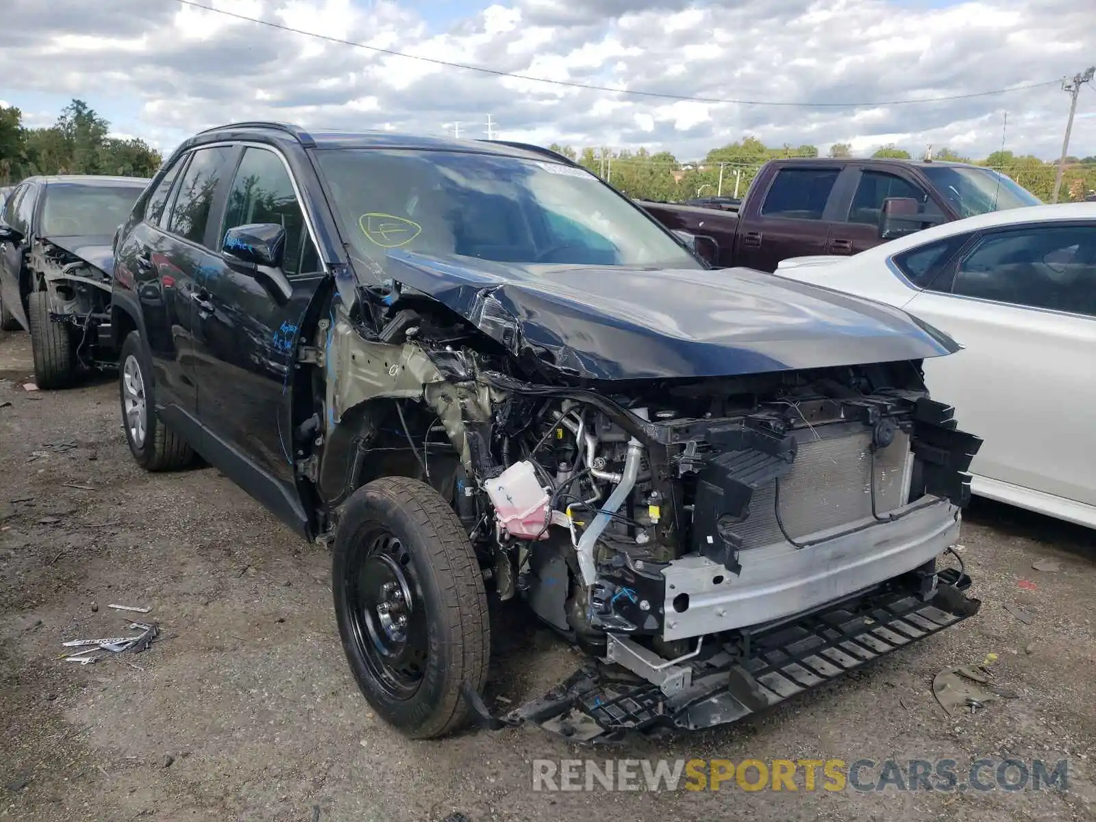 1 Photograph of a damaged car 2T3G1RFV2LC126011 TOYOTA RAV4 2020