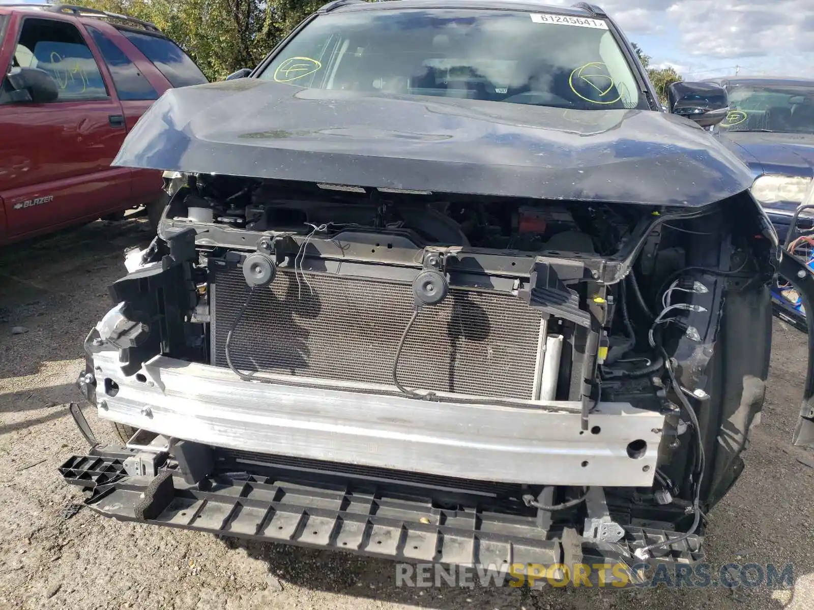 9 Photograph of a damaged car 2T3G1RFV2LC126011 TOYOTA RAV4 2020