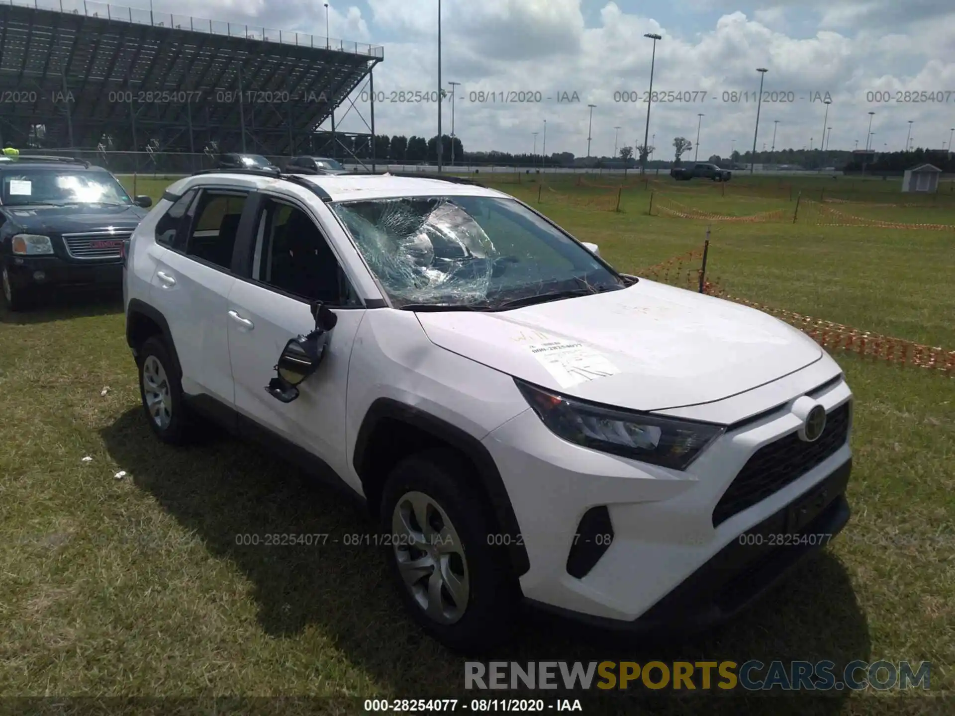 1 Photograph of a damaged car 2T3G1RFV2LW092120 TOYOTA RAV4 2020