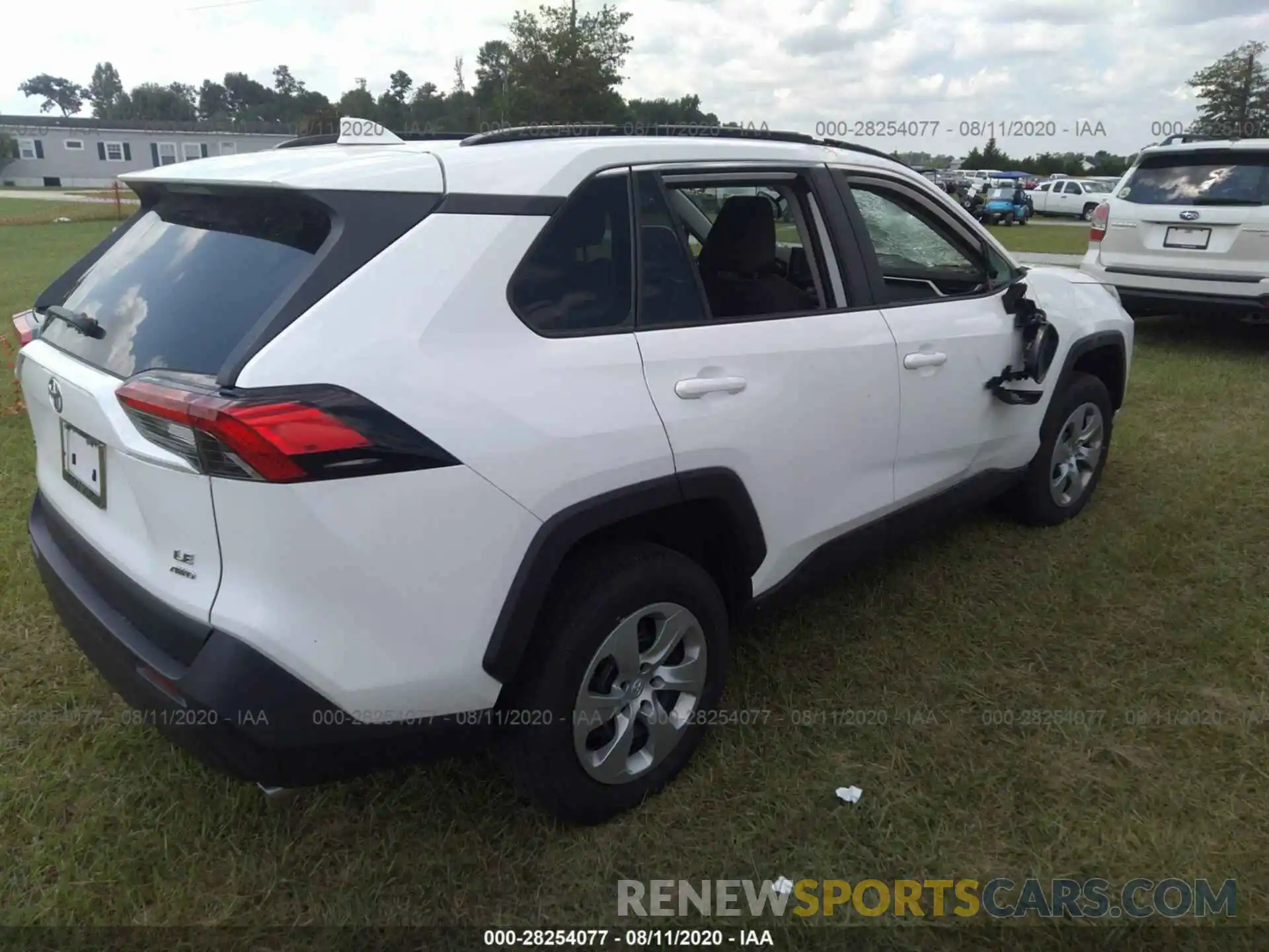 4 Photograph of a damaged car 2T3G1RFV2LW092120 TOYOTA RAV4 2020