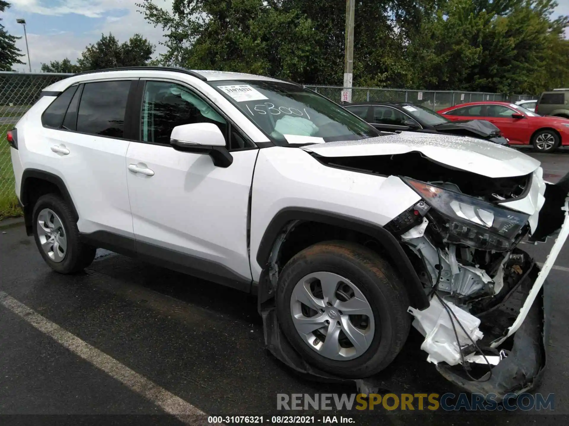 1 Photograph of a damaged car 2T3G1RFV2LW125312 TOYOTA RAV4 2020