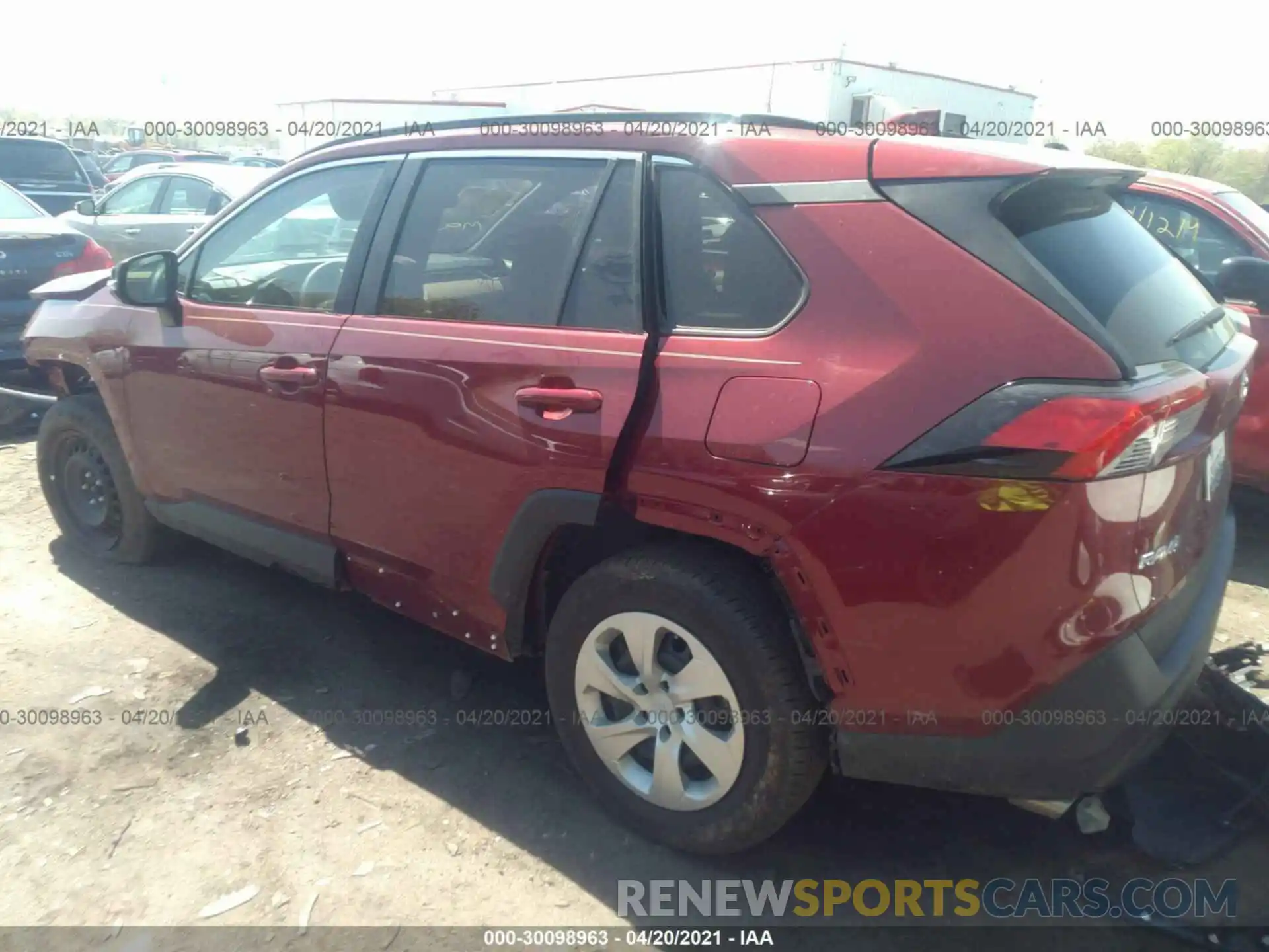 3 Photograph of a damaged car 2T3G1RFV2LW135354 TOYOTA RAV4 2020