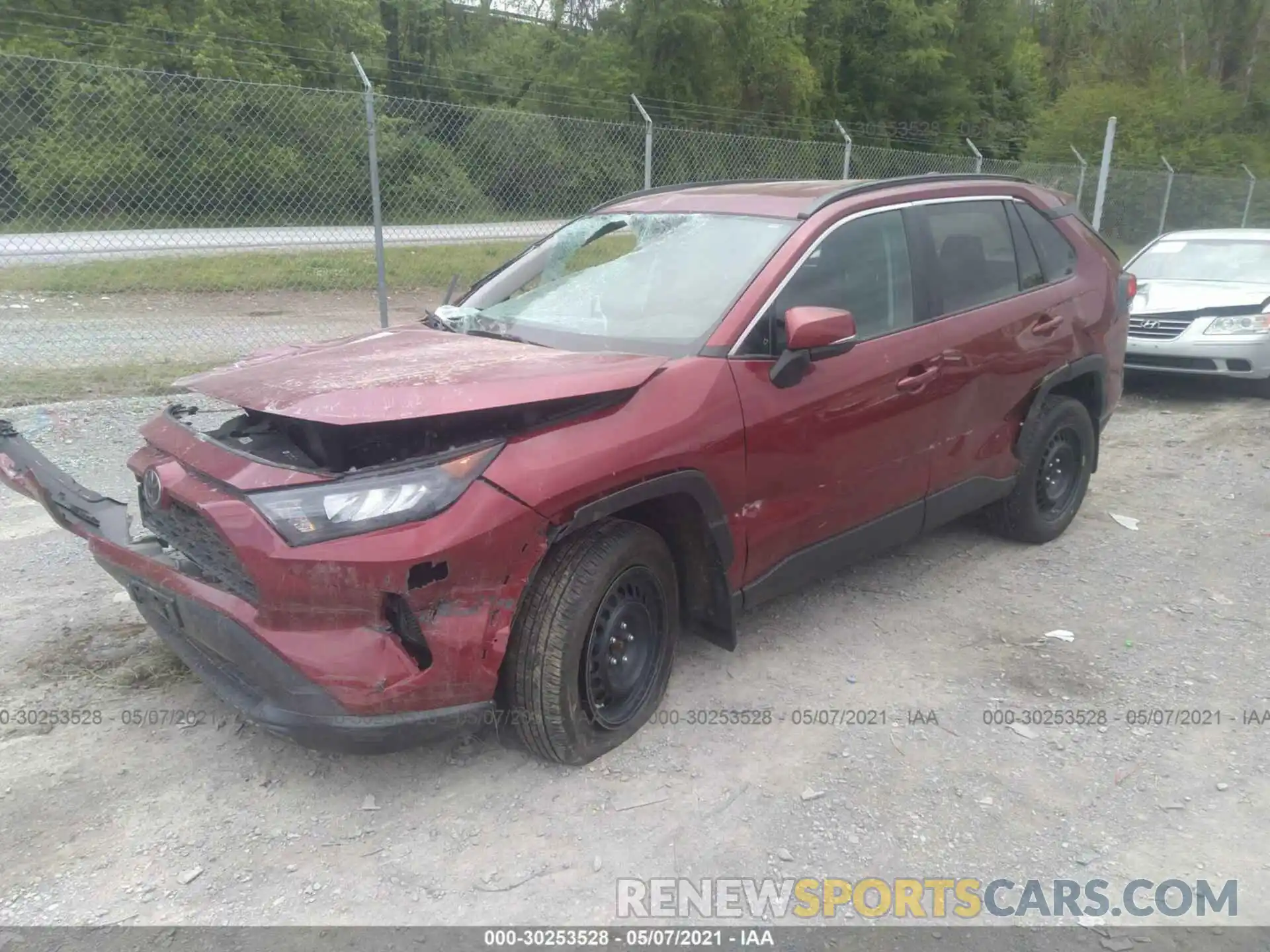 2 Photograph of a damaged car 2T3G1RFV2LW136374 TOYOTA RAV4 2020