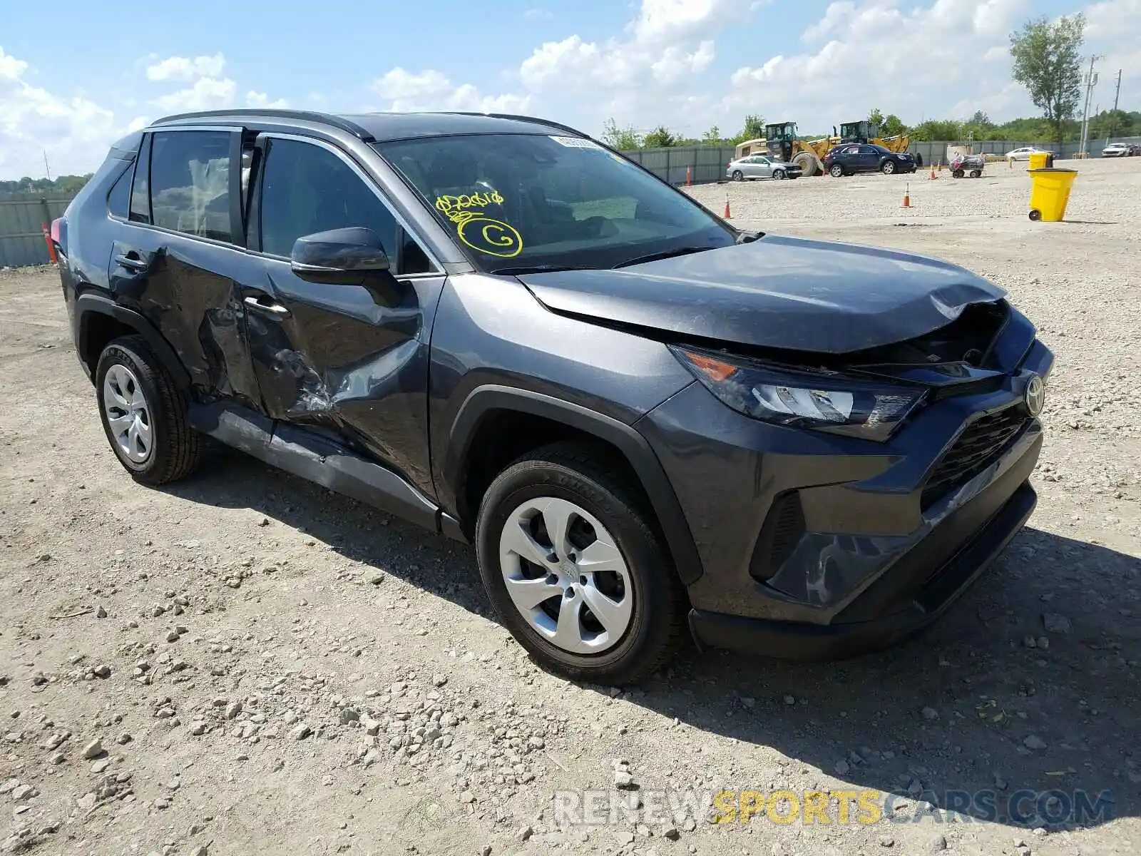 1 Photograph of a damaged car 2T3G1RFV3LC072010 TOYOTA RAV4 2020