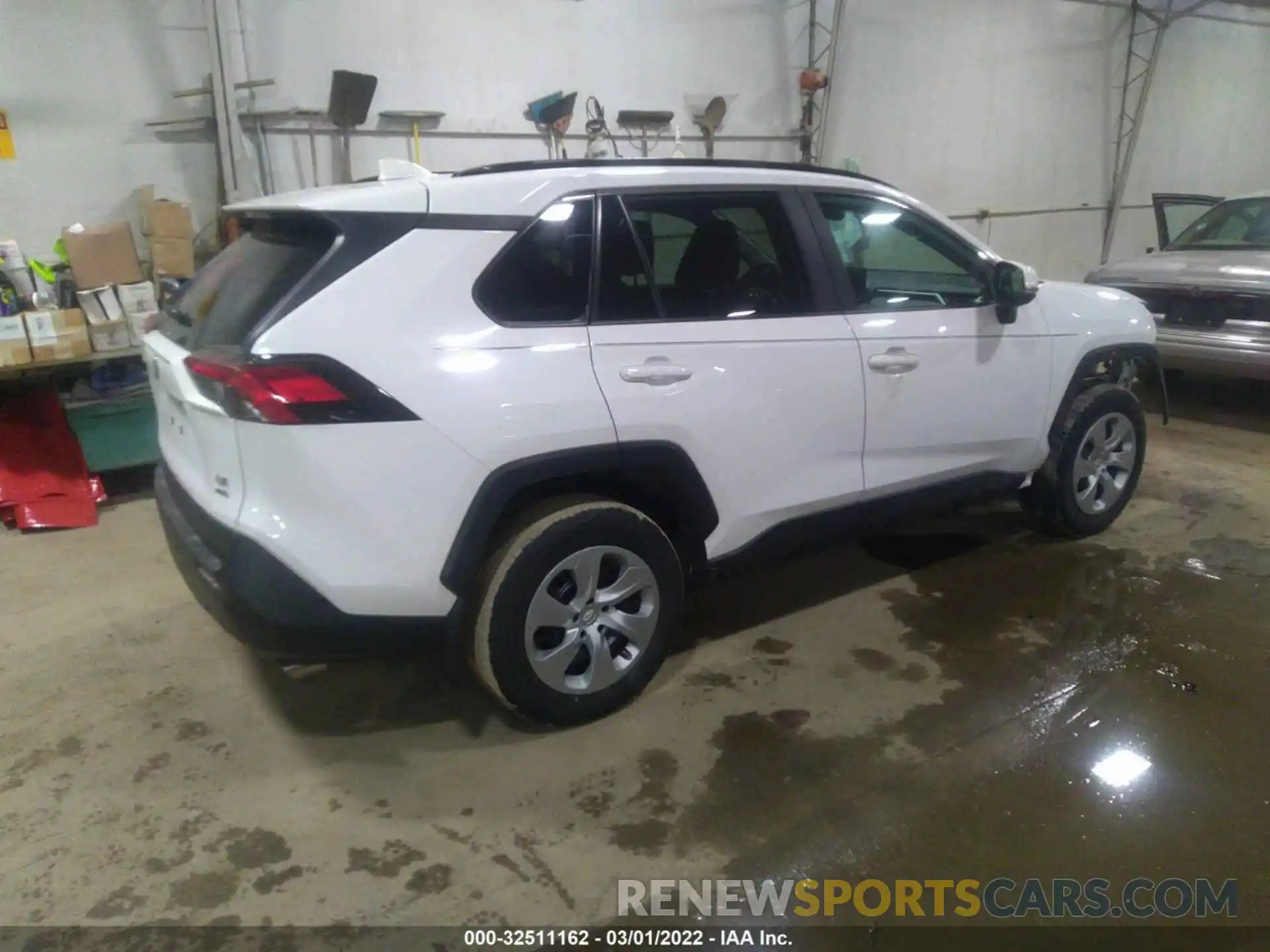 4 Фотография поврежденного автомобиля 2T3G1RFV3LW091672 TOYOTA RAV4 2020