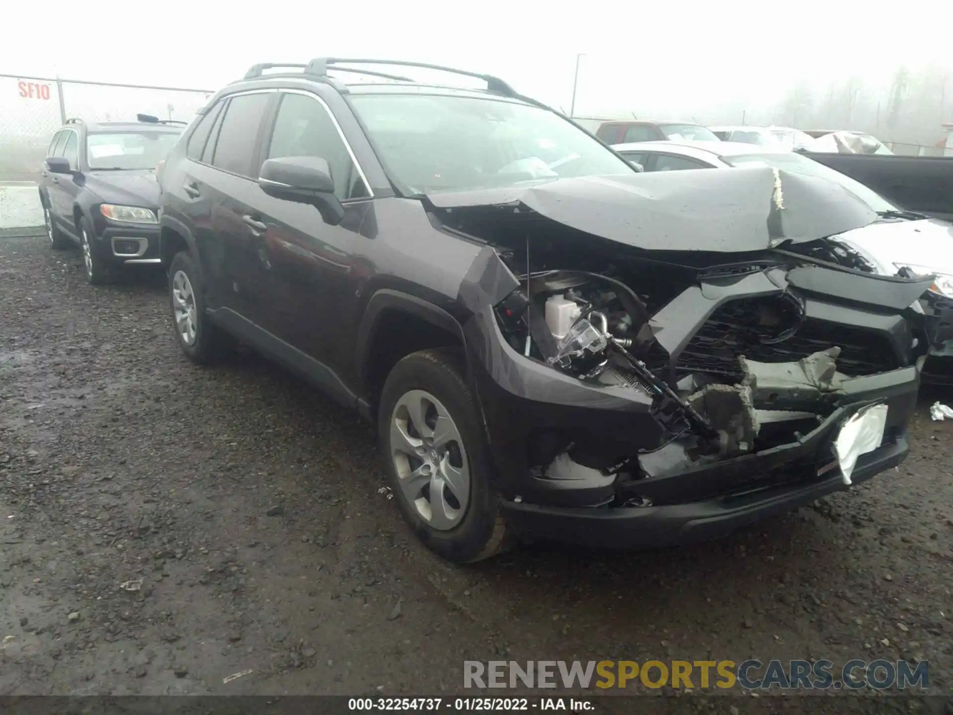 1 Photograph of a damaged car 2T3G1RFV4LC109923 TOYOTA RAV4 2020