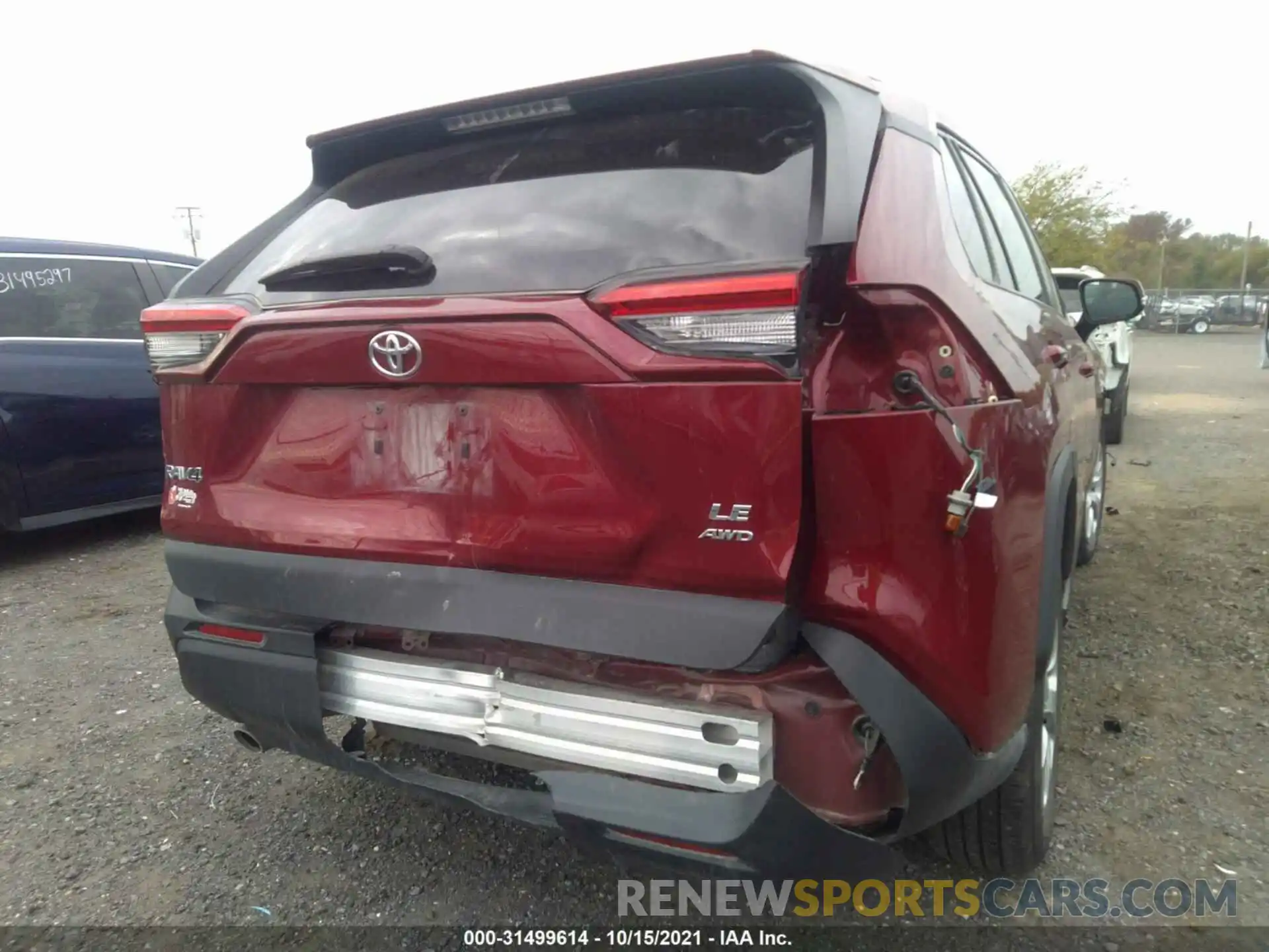 6 Photograph of a damaged car 2T3G1RFV4LC124552 TOYOTA RAV4 2020