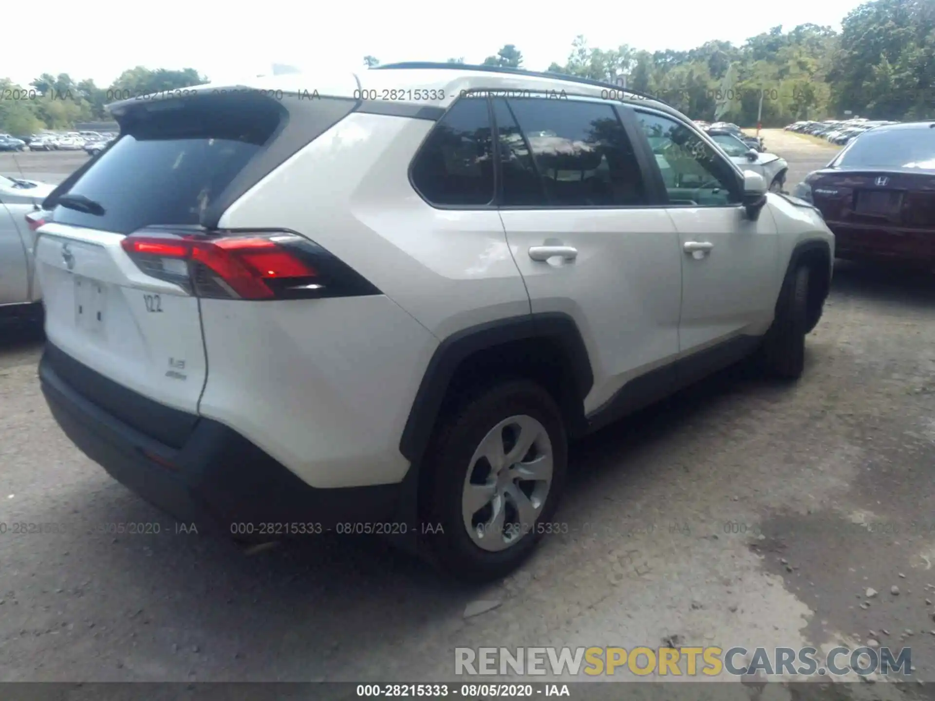 4 Photograph of a damaged car 2T3G1RFV4LW088246 TOYOTA RAV4 2020