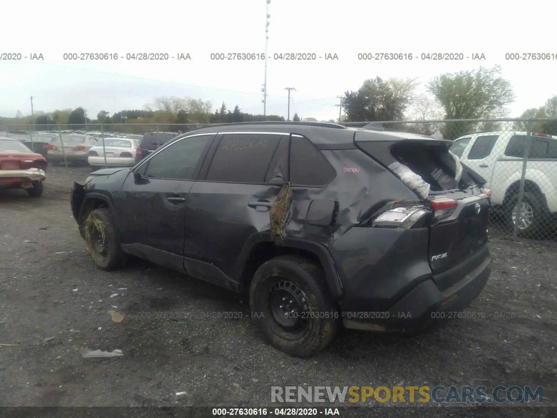 3 Photograph of a damaged car 2T3G1RFV4LW091518 TOYOTA RAV4 2020