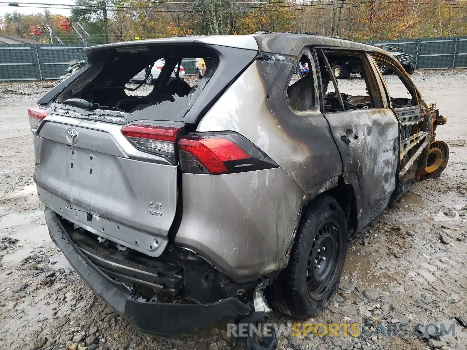 4 Photograph of a damaged car 2T3G1RFV4LW105448 TOYOTA RAV4 2020