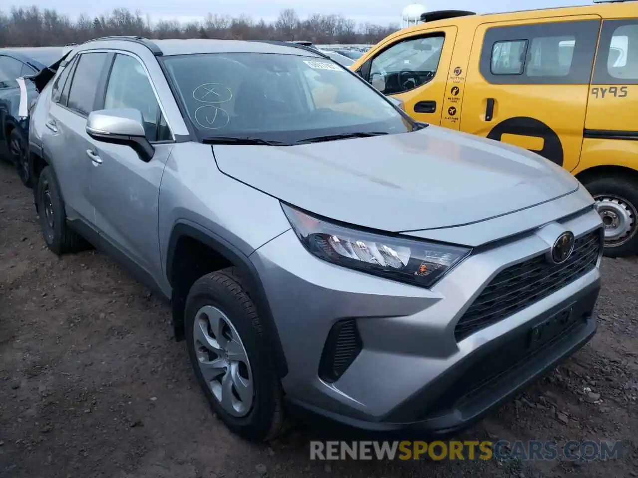 1 Фотография поврежденного автомобиля 2T3G1RFV4LW124923 TOYOTA RAV4 2020