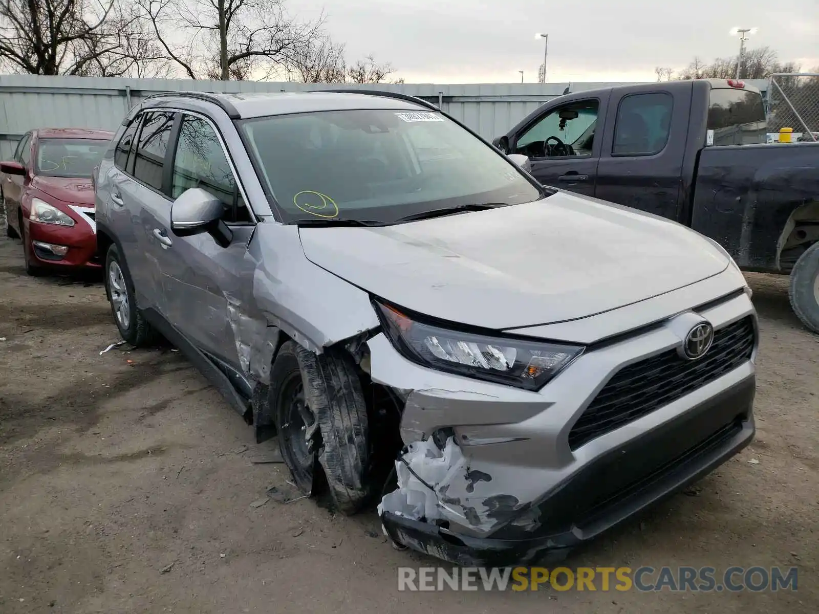 1 Photograph of a damaged car 2T3G1RFV4LW138837 TOYOTA RAV4 2020