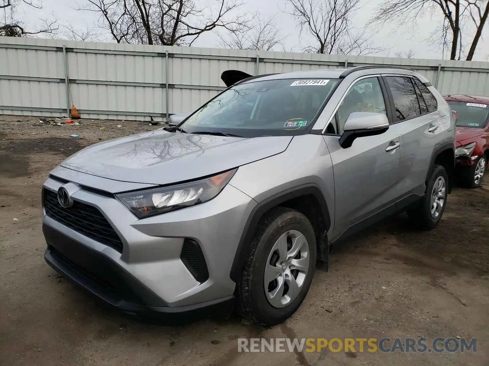 2 Фотография поврежденного автомобиля 2T3G1RFV4LW138837 TOYOTA RAV4 2020