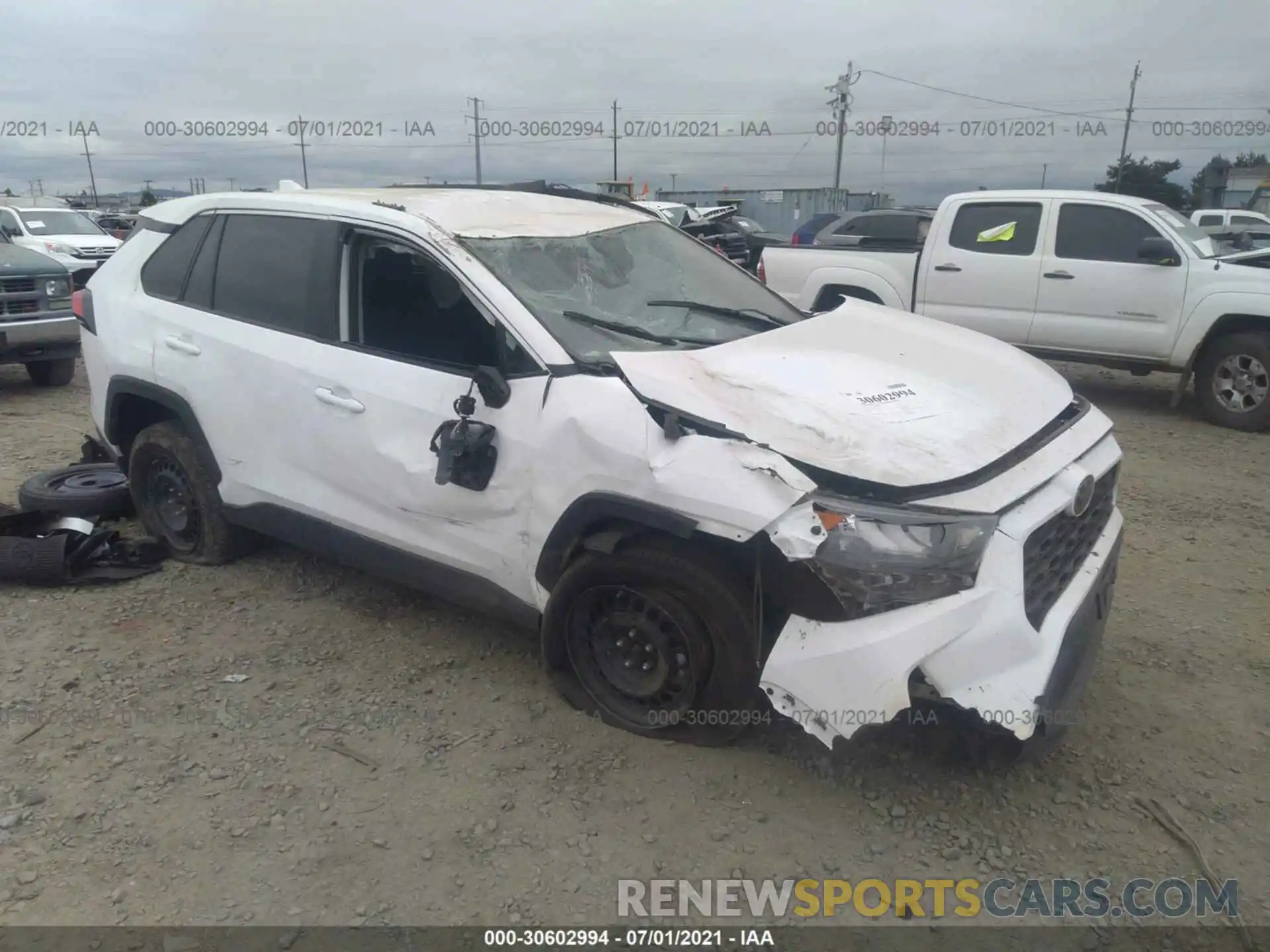 1 Photograph of a damaged car 2T3G1RFV5LC105038 TOYOTA RAV4 2020