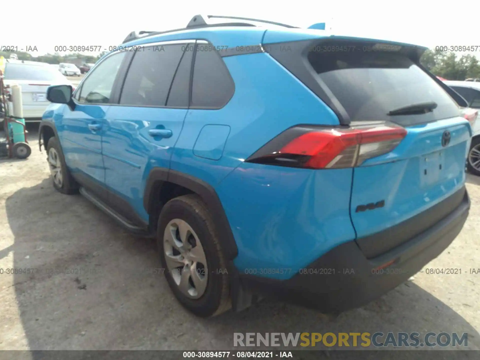 3 Фотография поврежденного автомобиля 2T3G1RFV5LC114385 TOYOTA RAV4 2020