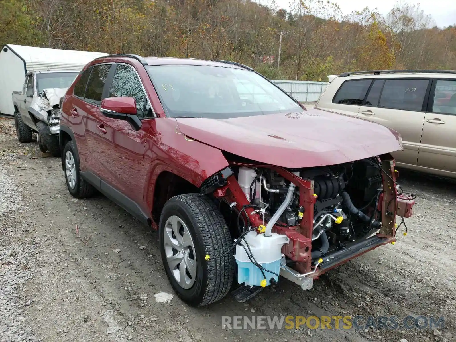 1 Photograph of a damaged car 2T3G1RFV5LW088191 TOYOTA RAV4 2020