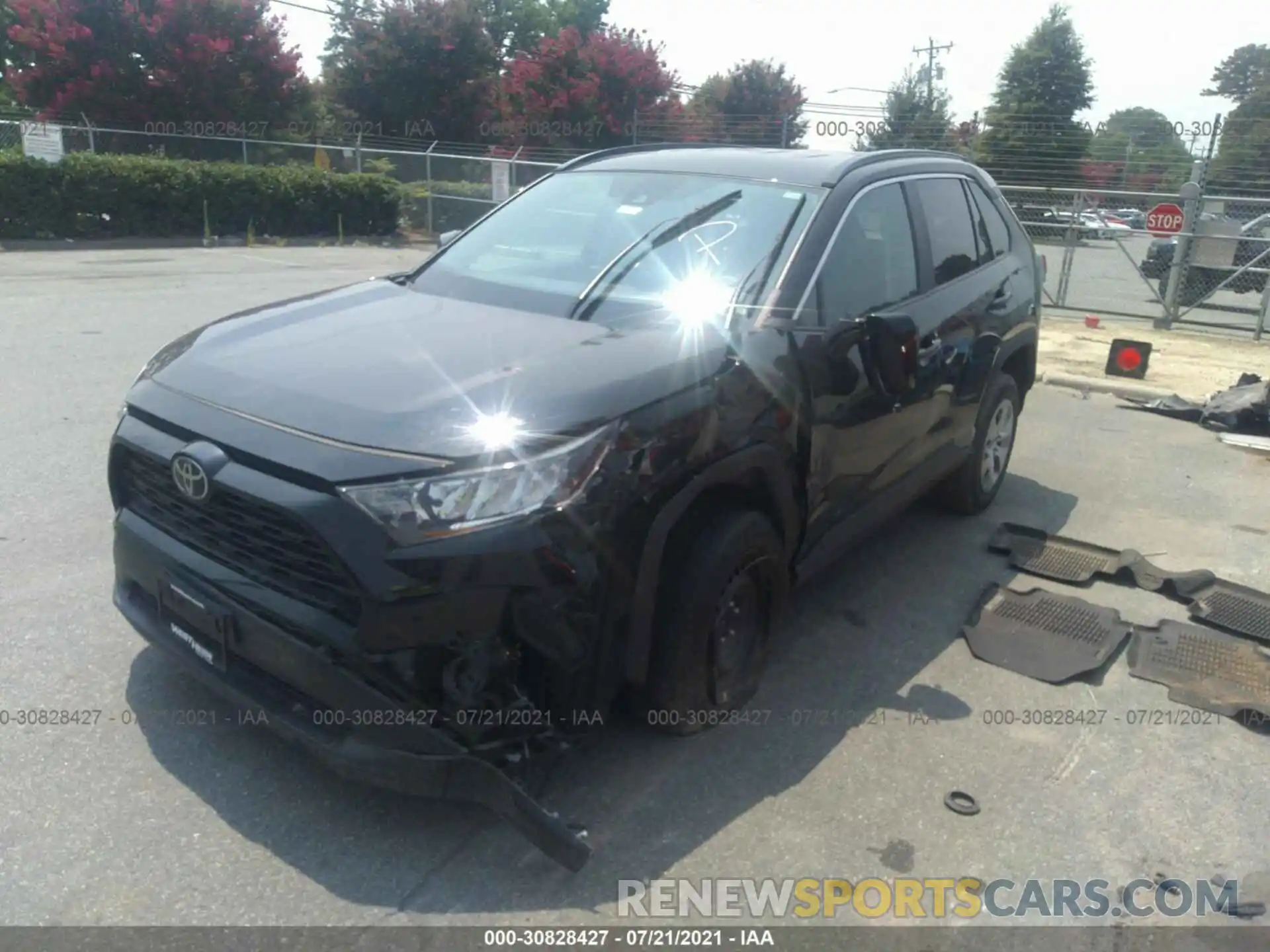 2 Фотография поврежденного автомобиля 2T3G1RFV5LW107161 TOYOTA RAV4 2020