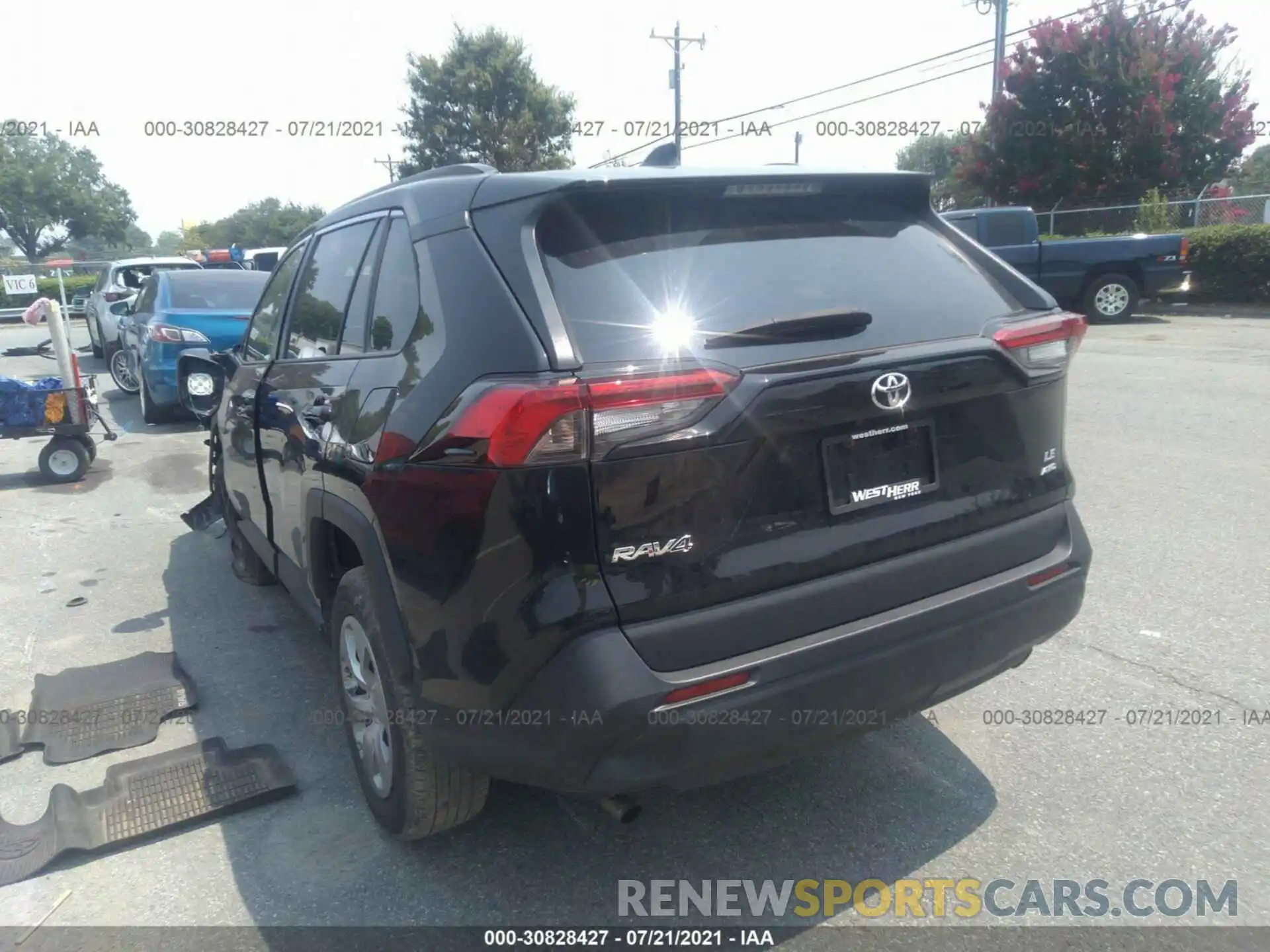 3 Photograph of a damaged car 2T3G1RFV5LW107161 TOYOTA RAV4 2020