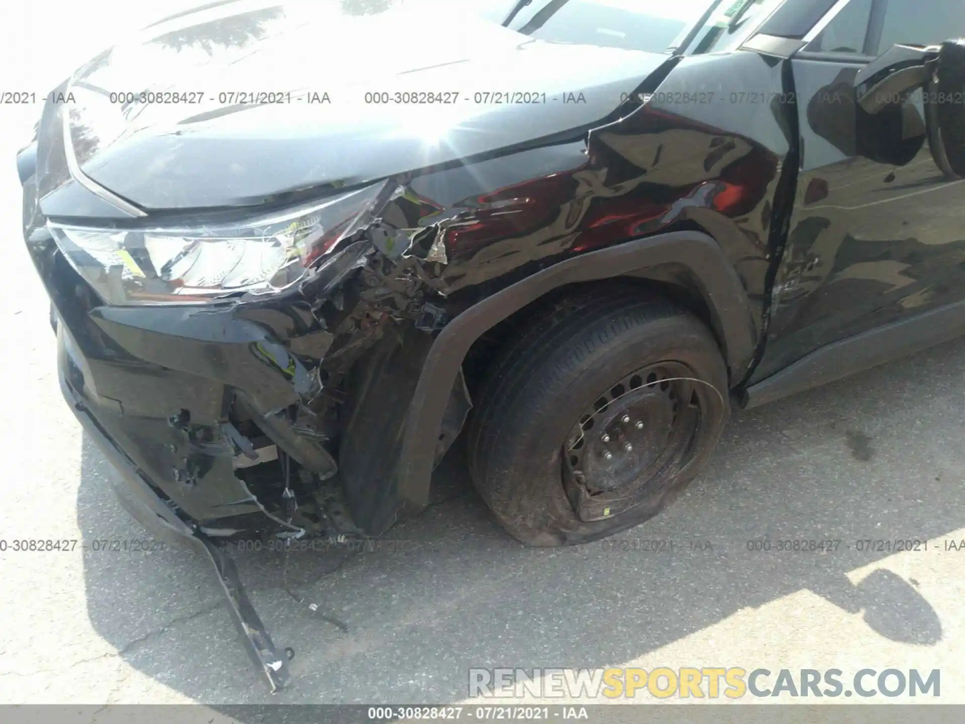 6 Photograph of a damaged car 2T3G1RFV5LW107161 TOYOTA RAV4 2020