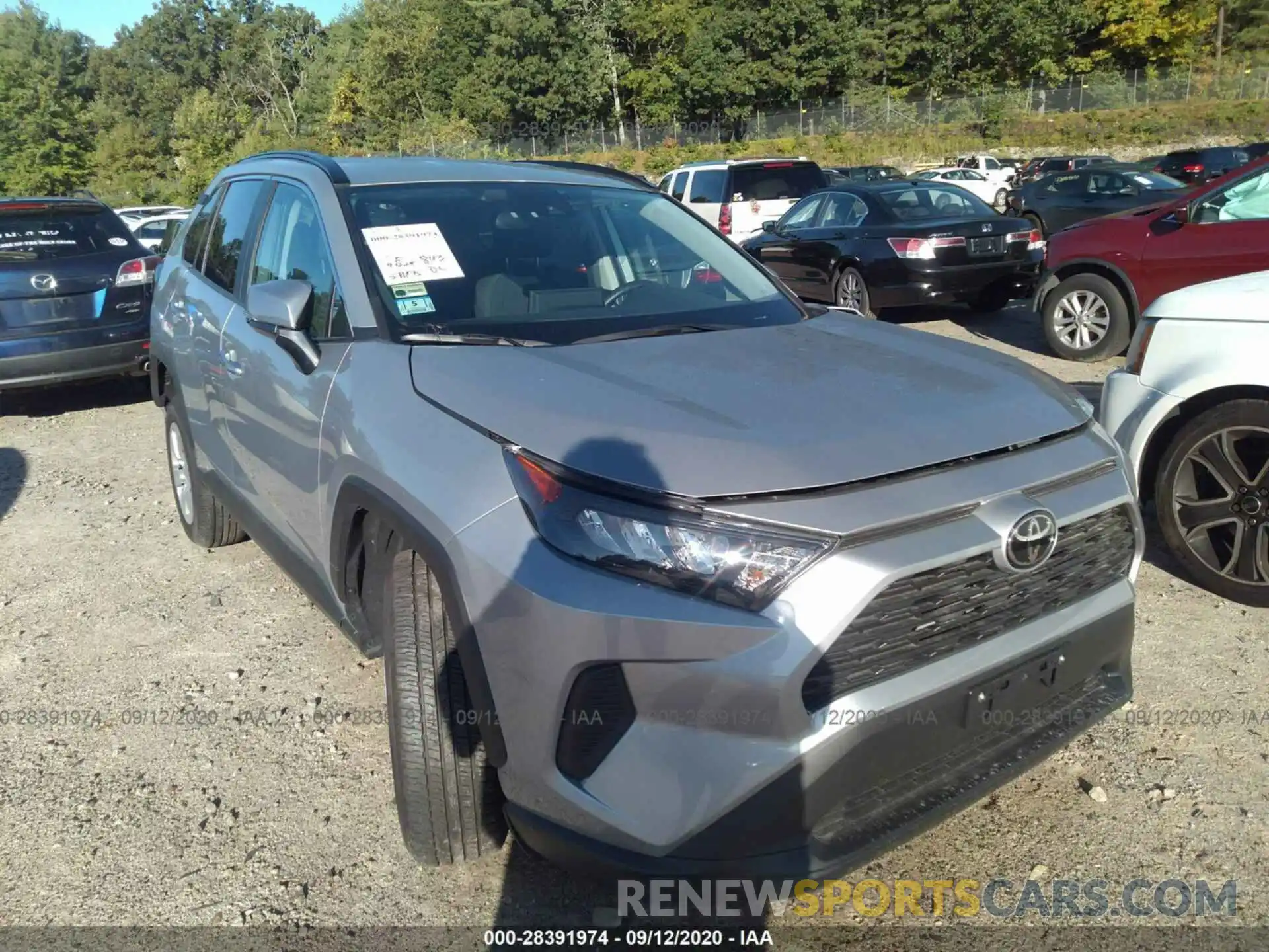 1 Photograph of a damaged car 2T3G1RFV5LW108486 TOYOTA RAV4 2020