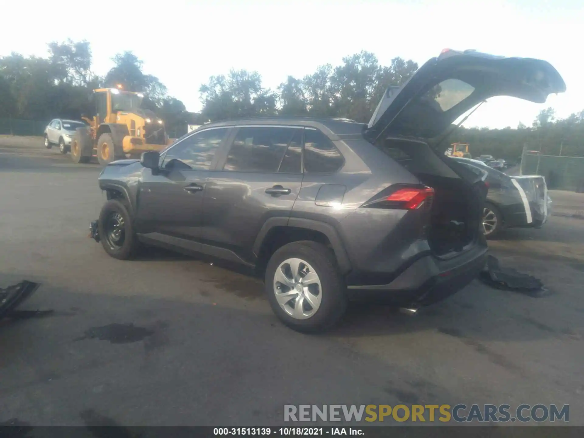 3 Photograph of a damaged car 2T3G1RFV5LW122484 TOYOTA RAV4 2020