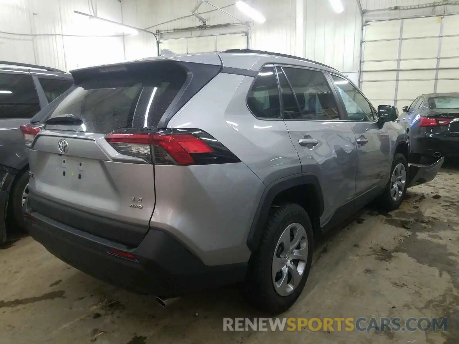 4 Photograph of a damaged car 2T3G1RFV6LC069778 TOYOTA RAV4 2020