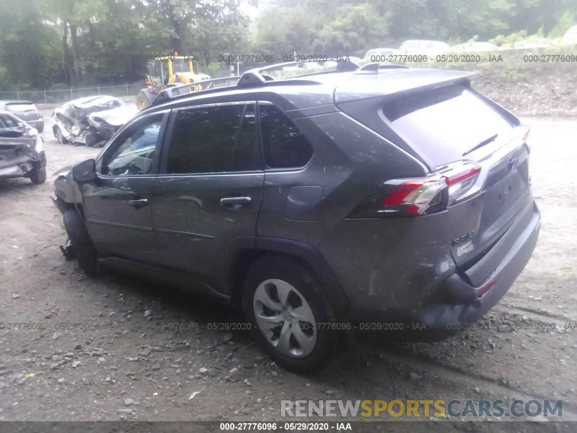 3 Photograph of a damaged car 2T3G1RFV6LC087763 TOYOTA RAV4 2020