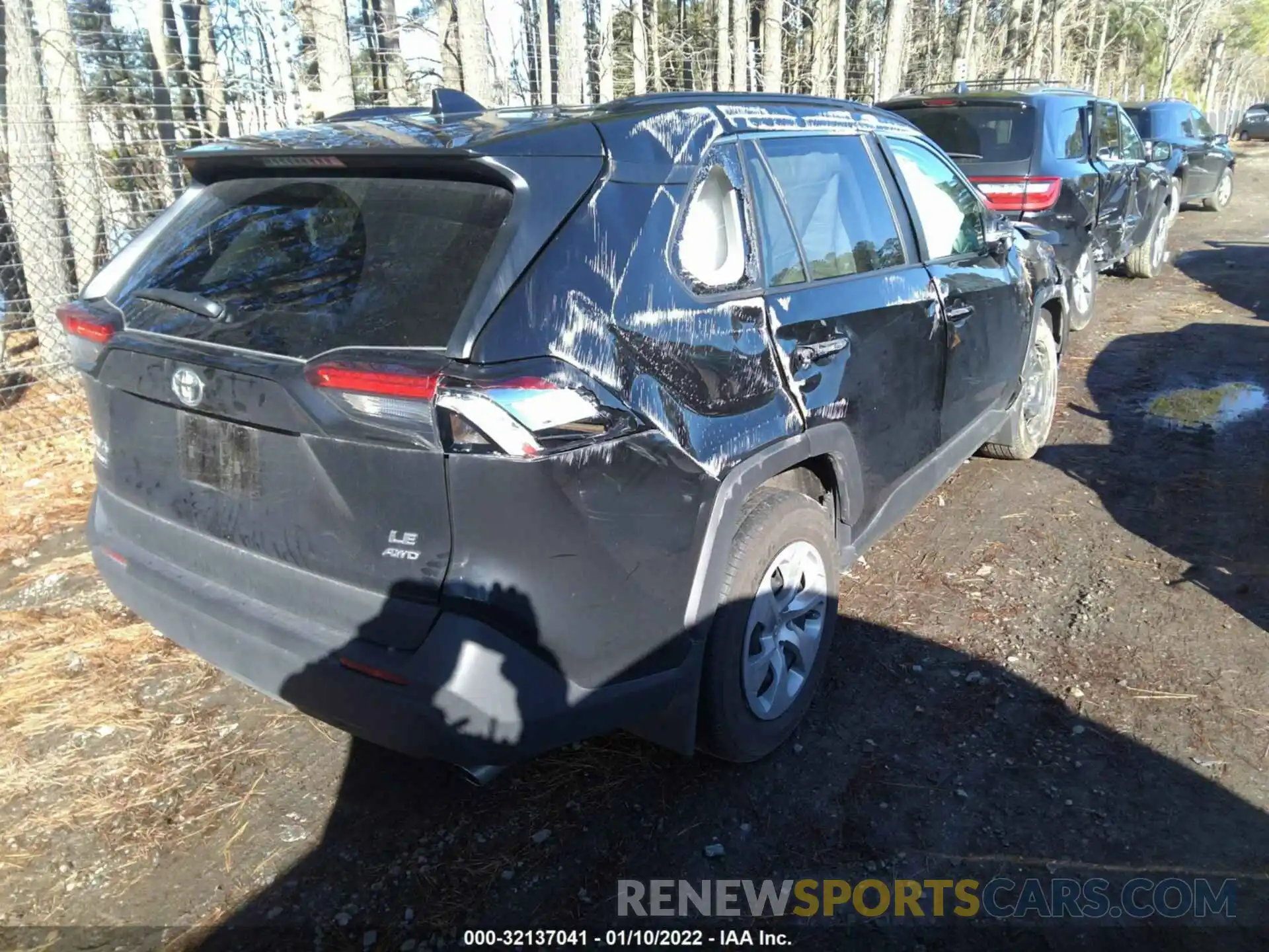 4 Photograph of a damaged car 2T3G1RFV6LC127887 TOYOTA RAV4 2020