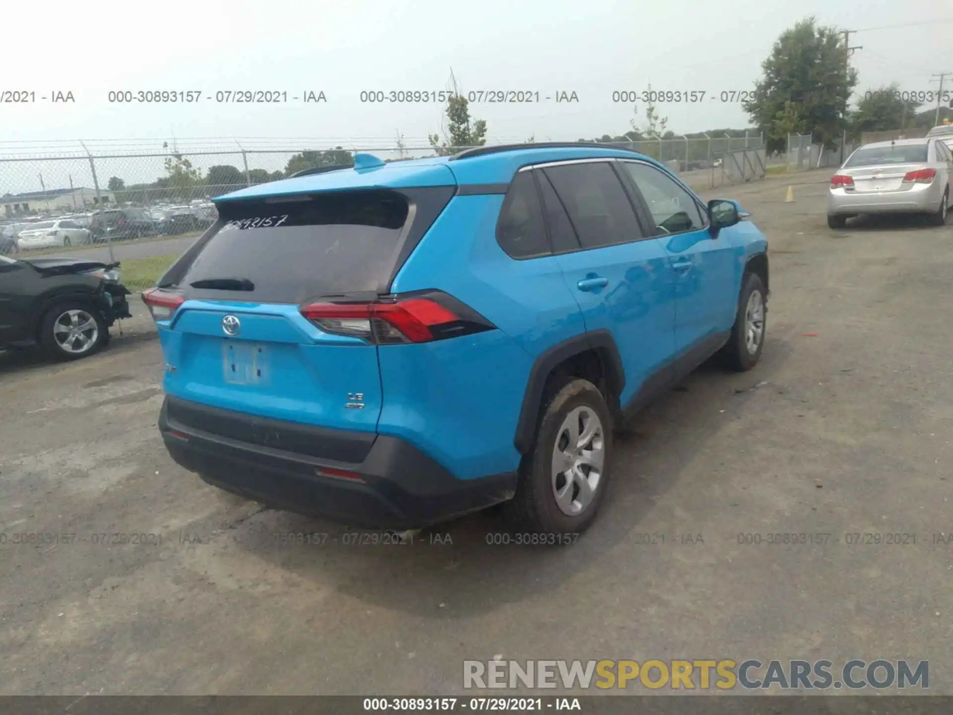 4 Фотография поврежденного автомобиля 2T3G1RFV6LW085395 TOYOTA RAV4 2020